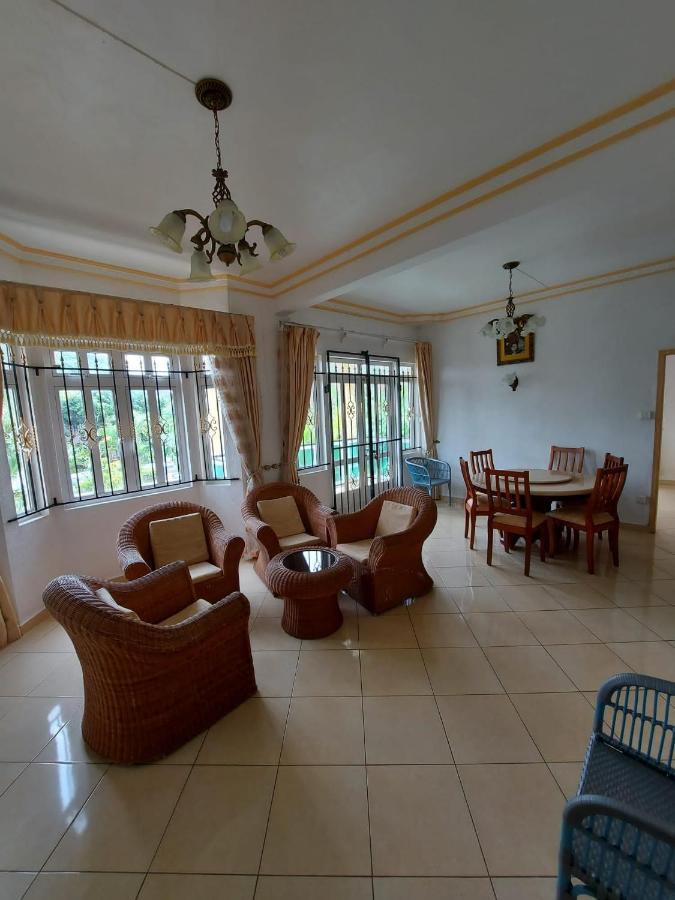 Apartment Derningham Trou aux Biches Exterior photo